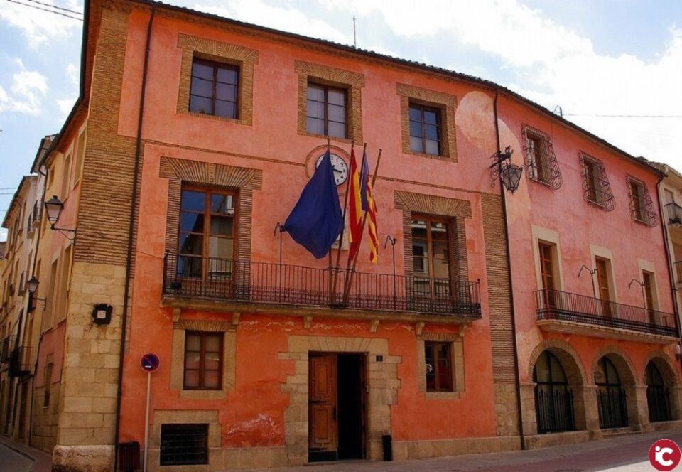 Cocentaina recicla més de 30.000 quilos de roba usada en els diferents contenidors situats en diversos punts de la població