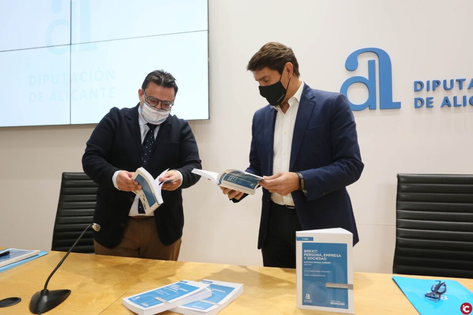 La Diputación presenta el primer manual del Brexit publicado en España para dar respuesta a las dudas sobre el proceso