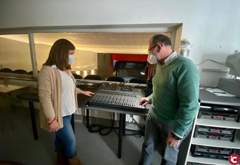 El auditorio Pedro Vaello moderniza sus equipos técnicos de iluminación y sonido