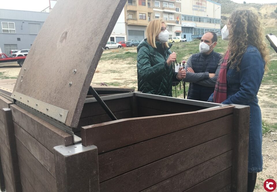 Petrer implanta una isla de compostaje comunitario para dar vida a parques y zonas verdes del municipio