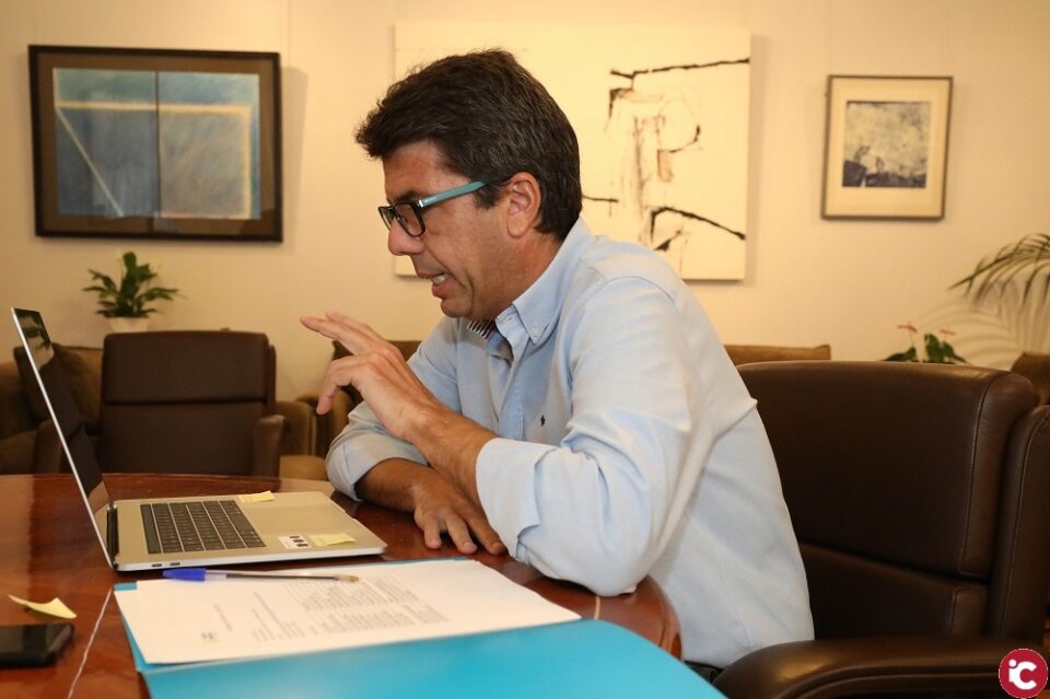 Mazón se reúne con una decena de asociaciones para estudiar esta propuesta que se sumará a las ayudas económicas anunciadas por la institución