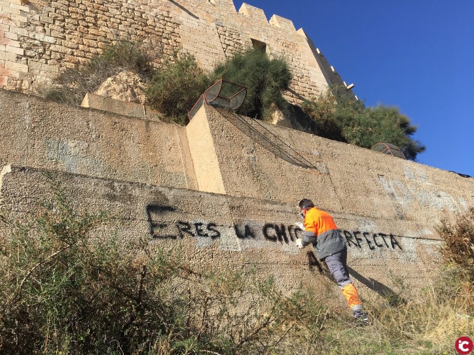 La Policía investiga nuevos ataques al patrimonio con pintadas en el Castillo-fortaleza y pide la colaboración de los vecinos