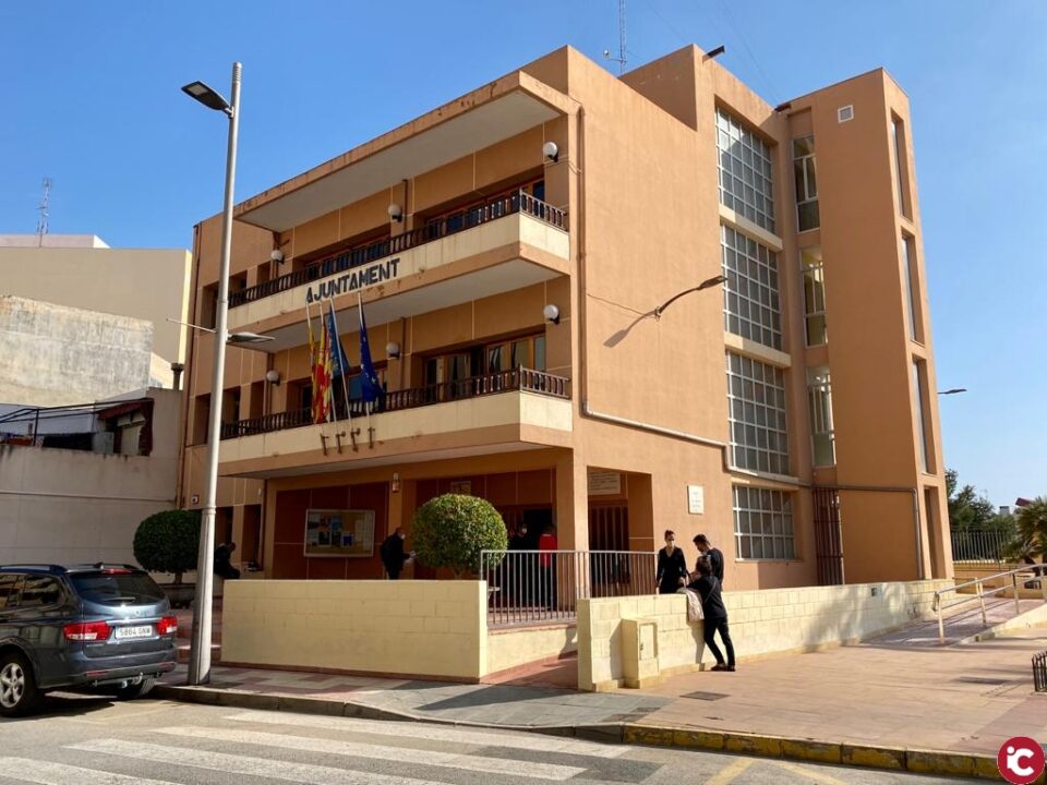 Respaldo vecinal a la construcción de un nuevo Ayuntamiento que agrupe todas las dependencias municipales de El Campello