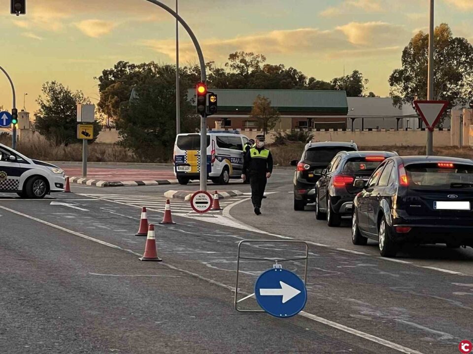 La Policía Local disuelve 10 fiestas en viviendas y cierra el operativo con 65 denuncias por saltarse el cierre perimetral