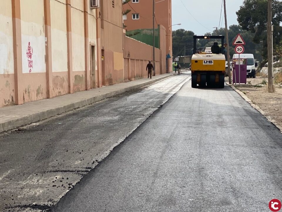 El Ayuntamiento inicia el asfaltado de cuatro nuevas zonas en la Florida