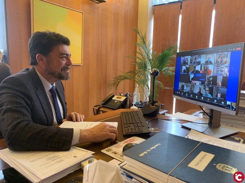 El alcalde defiende la idoneidad de los Presupuestos de 2021 para hacer frente a las necesidades de la COVID