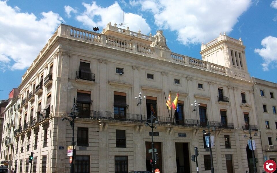 Alcoi amplia fins al 12 de març el termini de sollicitud de les ajudes Parèntesis