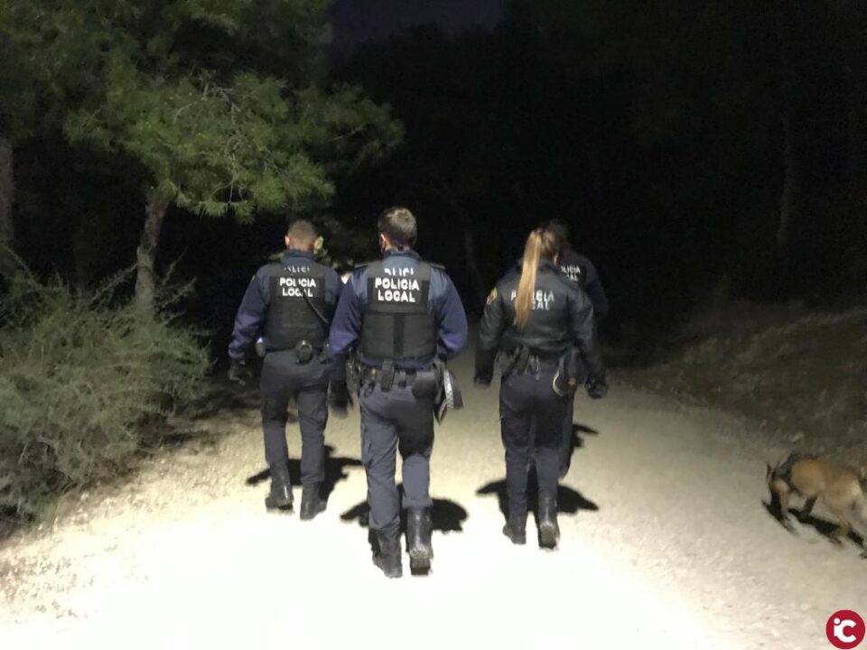 La Policía Local desaloja botellones en Santa Faz