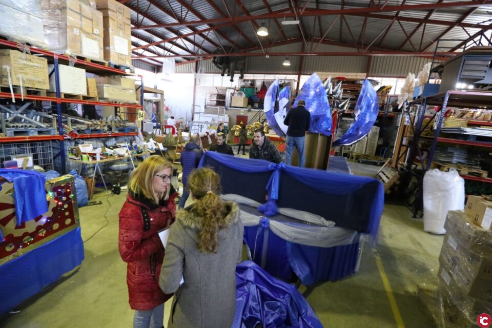 La Cabalgata de Reyes Magos de Petrer marca un nuevo record de participación