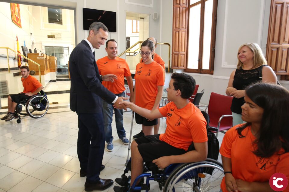 La Diputación de Alicante lanza en 2018 dos nuevos planes de ayudas para clubes náuticos y deporte adaptado e inclusivo