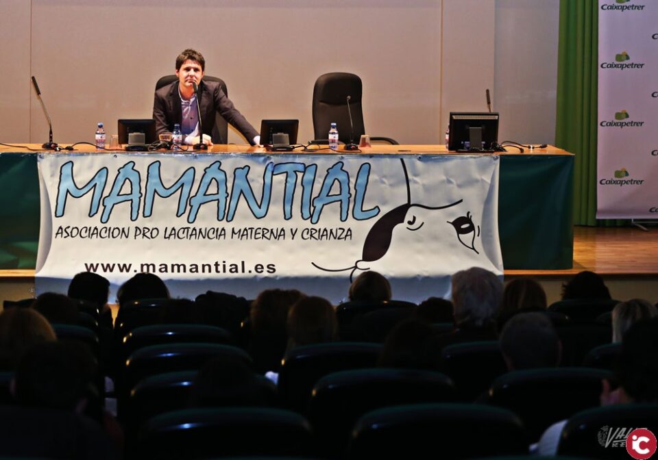 Conferencia Mamantial Asociación Pro Lactancia Materna y Crianza