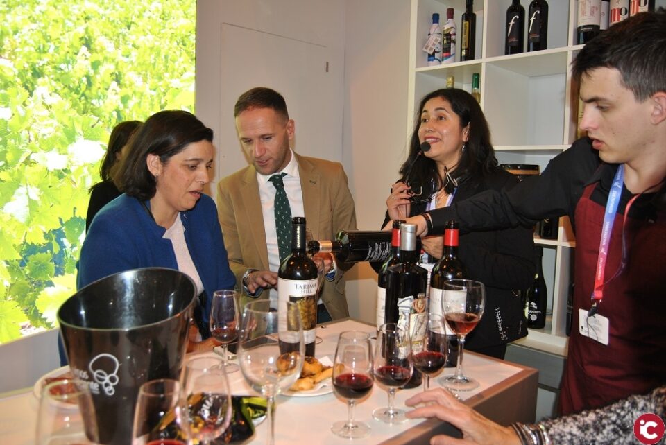 Los vinos pinoseros protagonistas en FITUR 2018