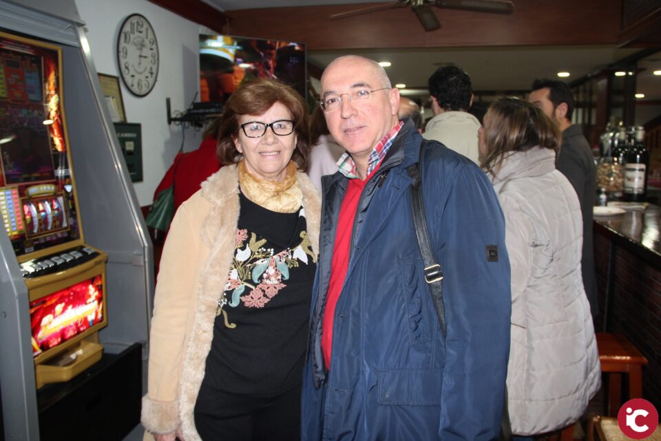 María Linares recibe el agradecimiento del Ayuntamiento de San Vicente del Raspeig