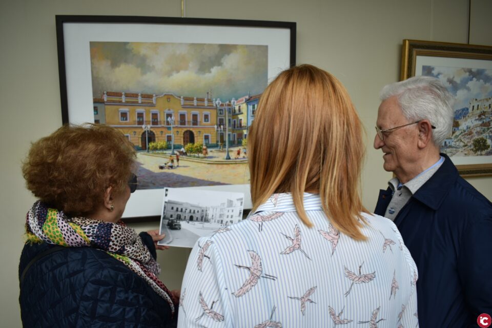 La familia Guillén Poveda dona al Ayuntamiento un cuadro de Patrocinio Navarro con una visión del Ayuntamiento de Petrer de 1951.