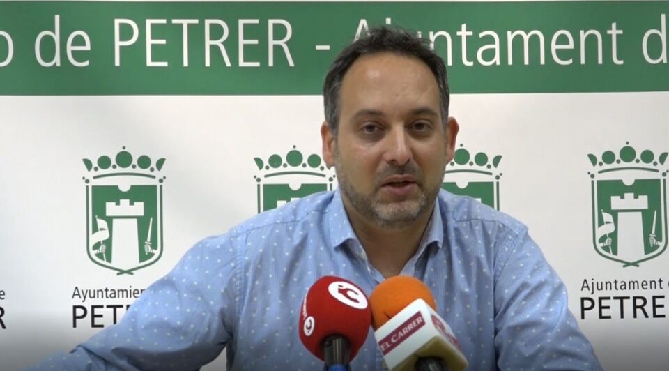 Moción del Partido Popular de Petrer para apoyar y defender la prisión permanente revisable.