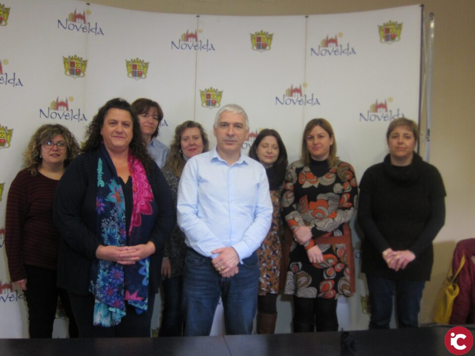 El Ayuntamiento y las AMPA's firman los convenios para la financiación de los Juegos Escolares