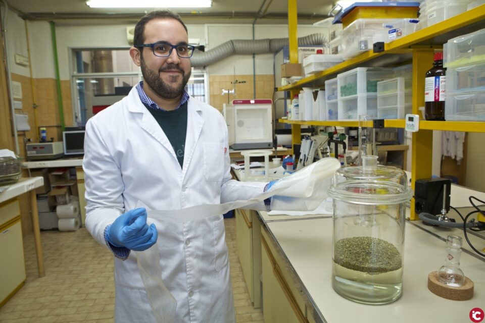 Innovadores pel·lícules adhesives antimicrobianes per a reduir el risc dinfeccions en entorns hospitalaris