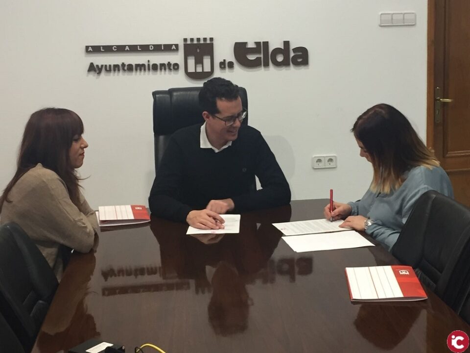 El Ayuntamiento de Elda y la Asociación de Alumnos de la EOI firman un convenio de colaboración