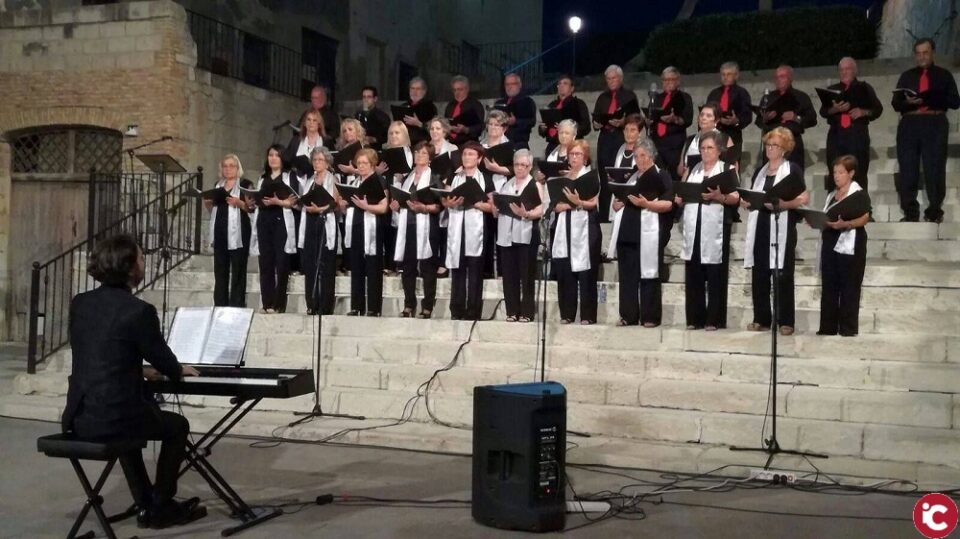 Mañana comienza la nueva programación cultural de la UA el concierto de la Coral Monfortina y la Coral UA