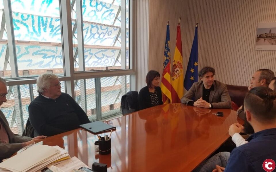 Villena abre su tercera tourist info