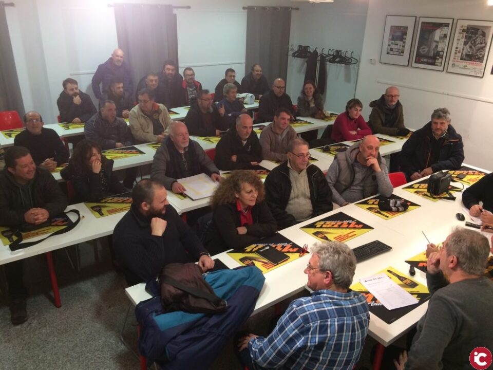 Nuevo presidente y nombramiento de presidente de Honor en el Grup Fotogràfic de Petrer