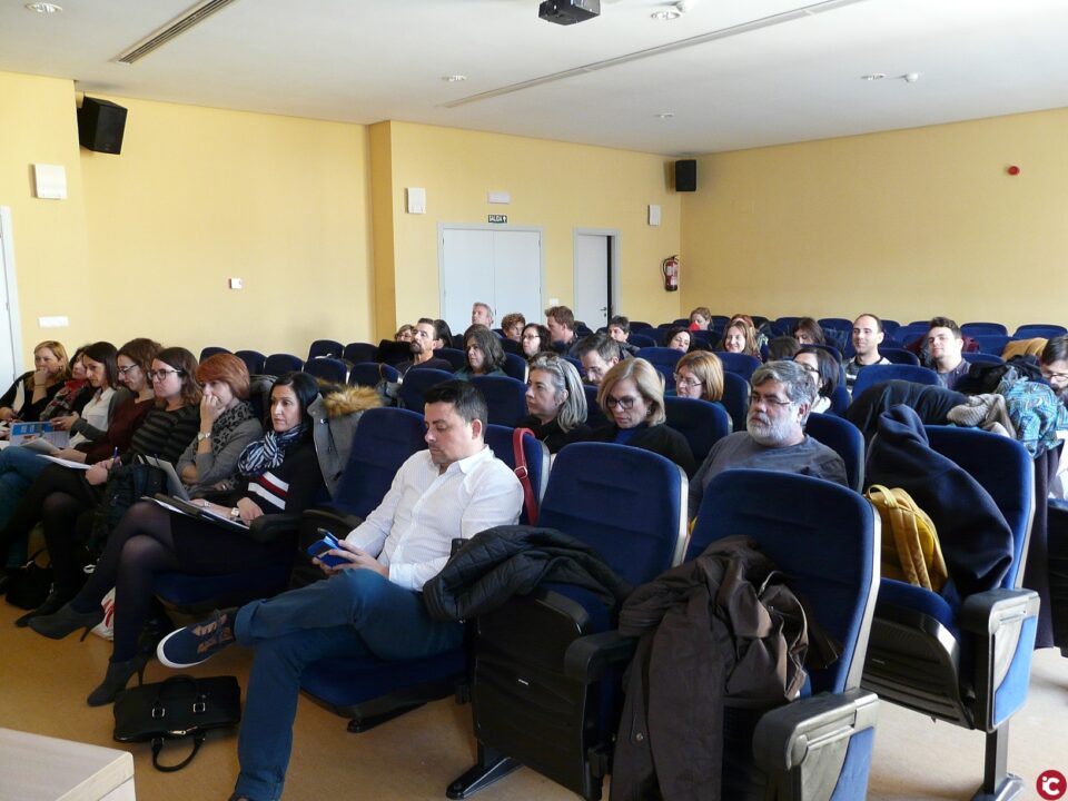 La Casa de Rosas acoge una jornada de formación sobre mediación lingüística
