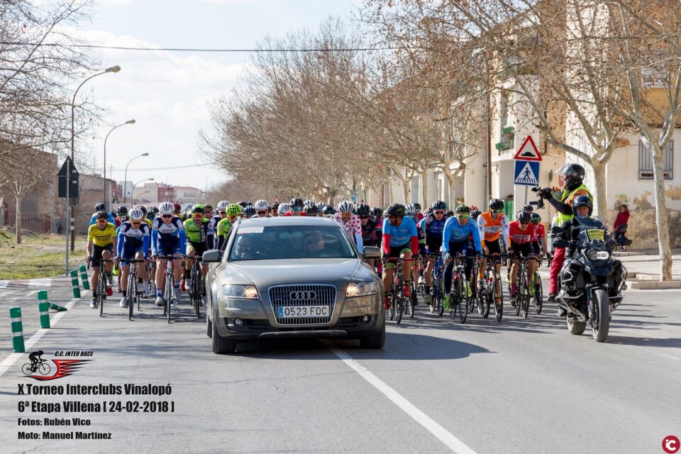 Programa "A golpe de pedal" 01/03/2018: Adrián Bustamante ganador de la carrera Interclubs Vinalopó celebrada en Villena