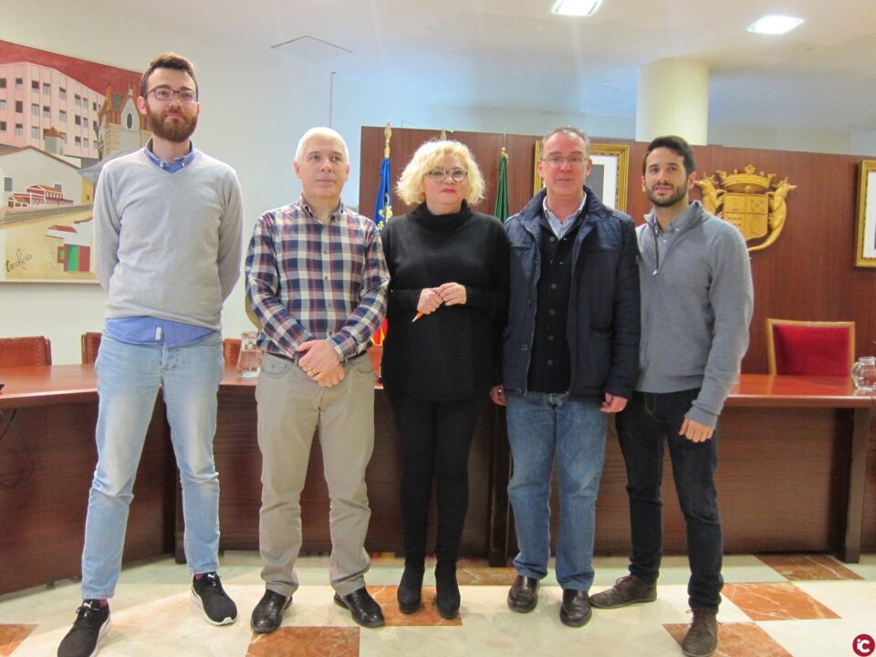 Novelda renombrará como Clara Campoamor