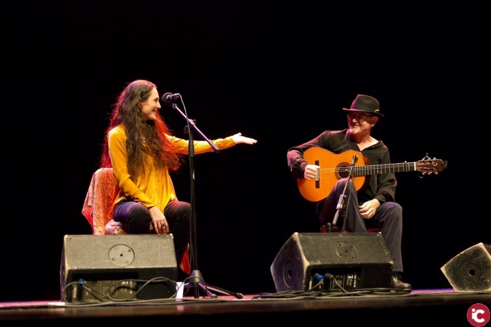 CLARA MONTES en concierto para el Día Internacional de la Mujer en el Teatro Chapí de Villena.