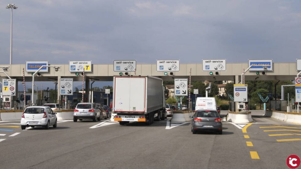 UGT convoca huelga en las autopistas de Abertis durante Semana Santa
