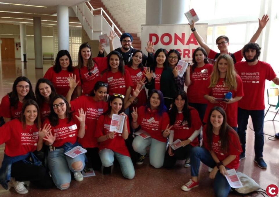 La marató de donació de sang de primavera de la Universitat d'Alacant supera totes les previsions