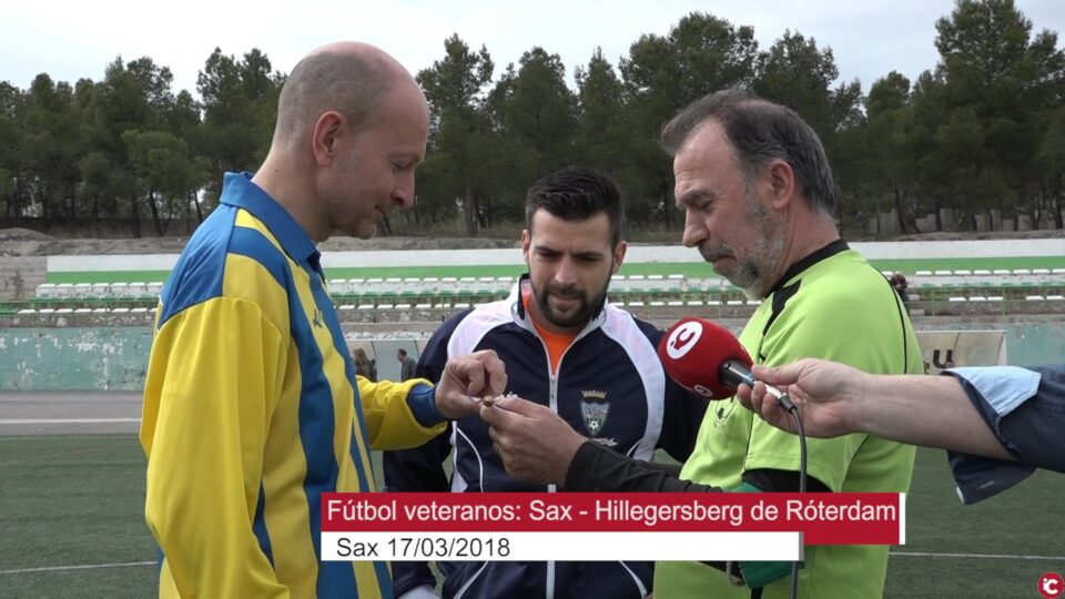 Encuentro internacional de fútbol en la categoría de veteranos: Sax contra Hillegersberg de Róterdam