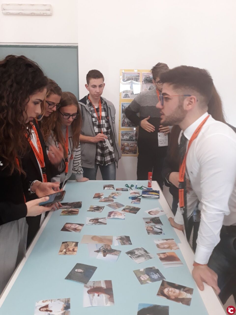 Alumnos y profesores del IES Monastil visitan el instituto Marsala (Italia) para presentar una trabajo realizado sobre la igualdad de género y luchar contra la discriminación sexual
