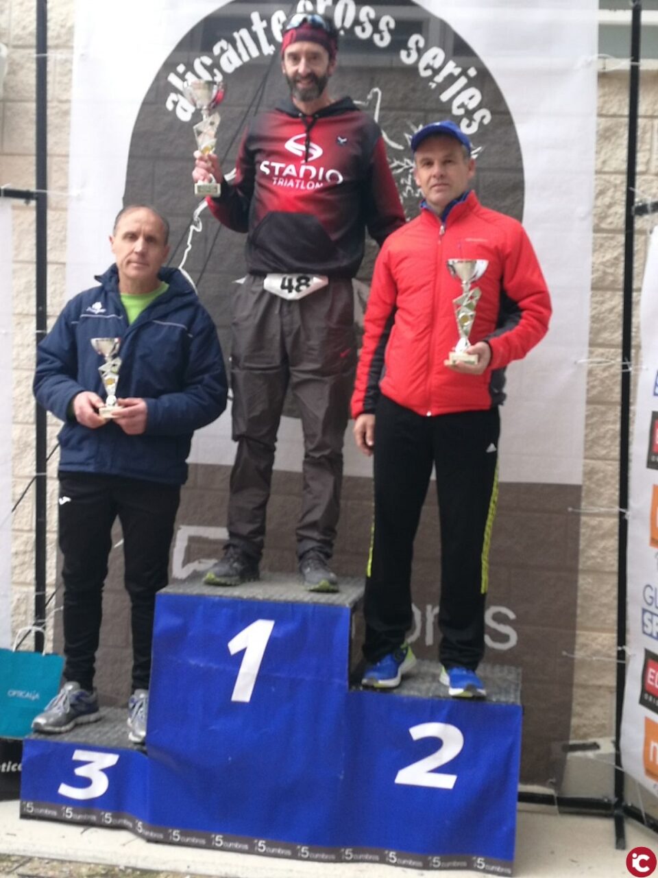 Últimos logros cosechados por los atletas del Club Atletismo Camisetas Económicas Elda