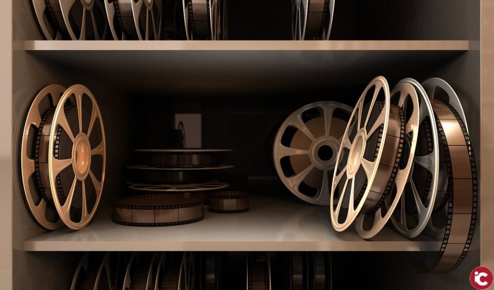 La familia de Julio Bernabéu Gomis dóna a les biblioteques municipals una completa filmoteca amb 3.200 pel.lícules