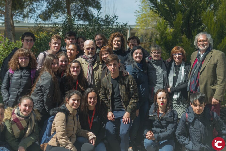 Antonio Porpetta visita el IES Monastil
