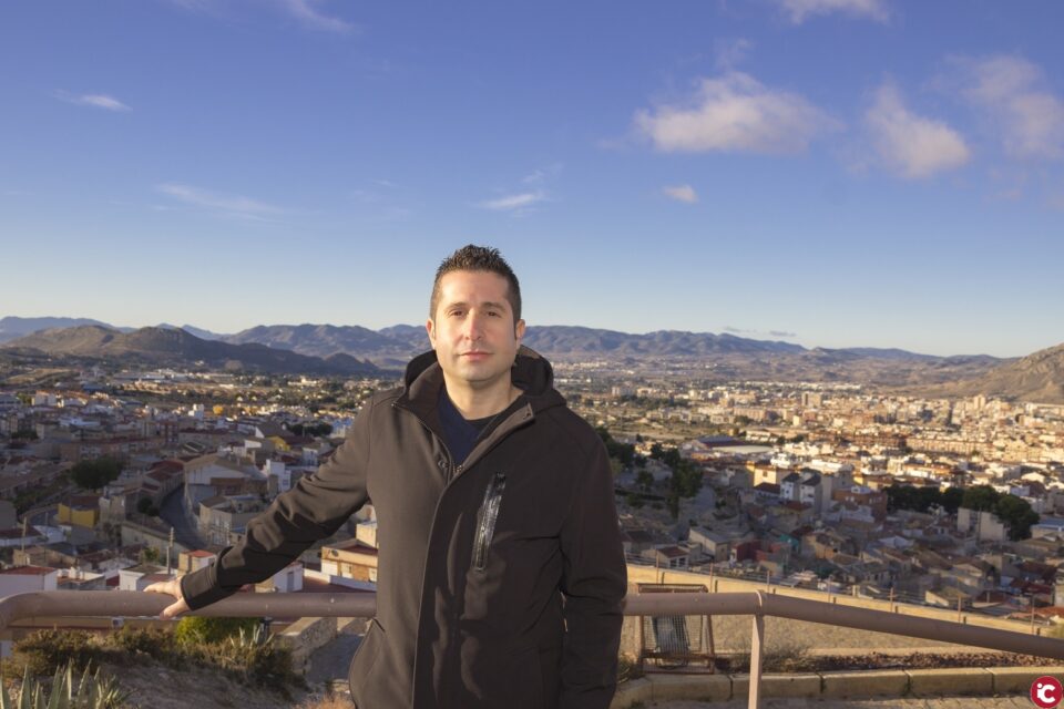 Víctor Sales lamenta que el concejal de Si Podem en Petrer tenga que recurrir a la descalificación para aparecer en los medios