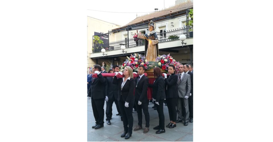 San Vicente saca a las calles a su Patrón para anunciar el Año Jubilar Vicentino