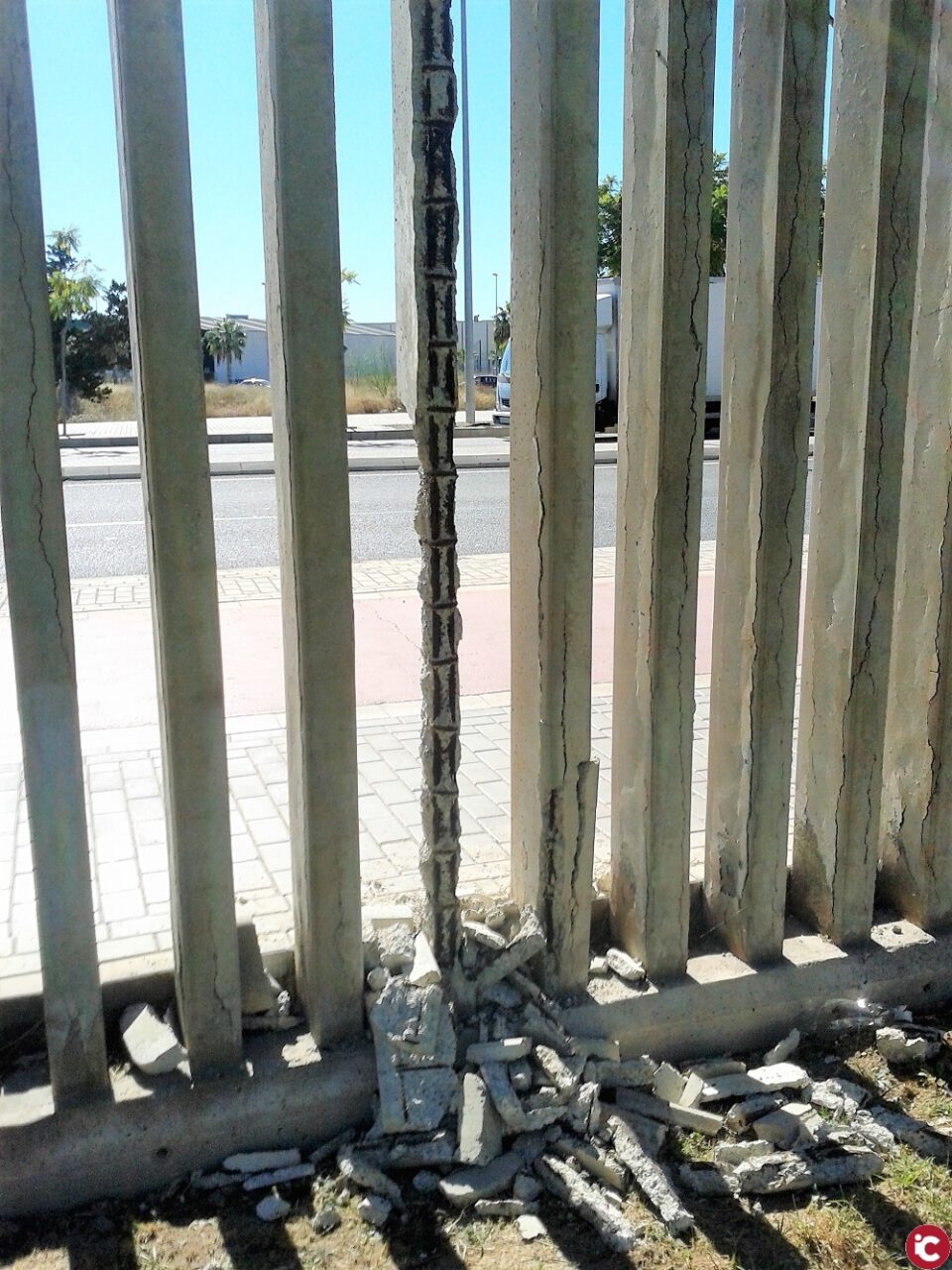 Urbanismo invertirá 365.000 euros en reparar el vallado y los aseos del parque Lo Torrent