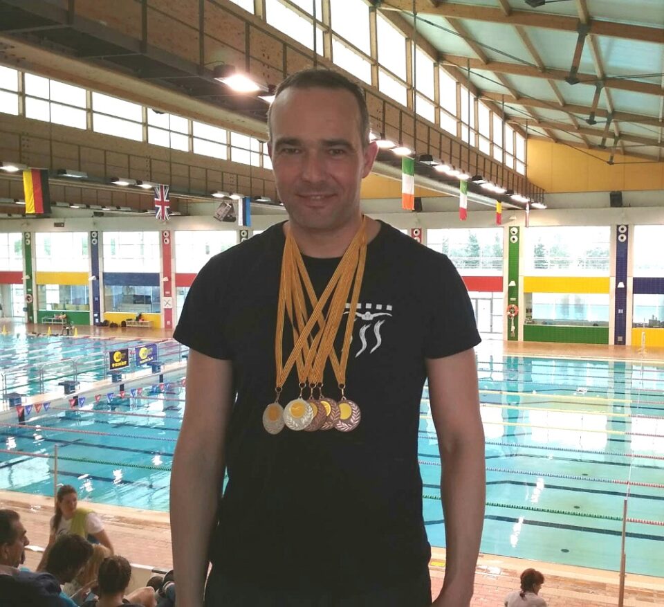 Destacadas actuaciones del Elda Máster en Elche y de Francis Pomares en Mallorca
