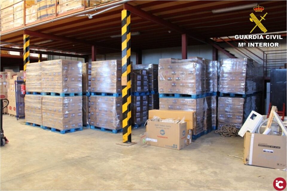 La Guardia Civil de Alicante desmantela una organización criminal dedicada al robo de camiones de gran tonelaje entre provincias