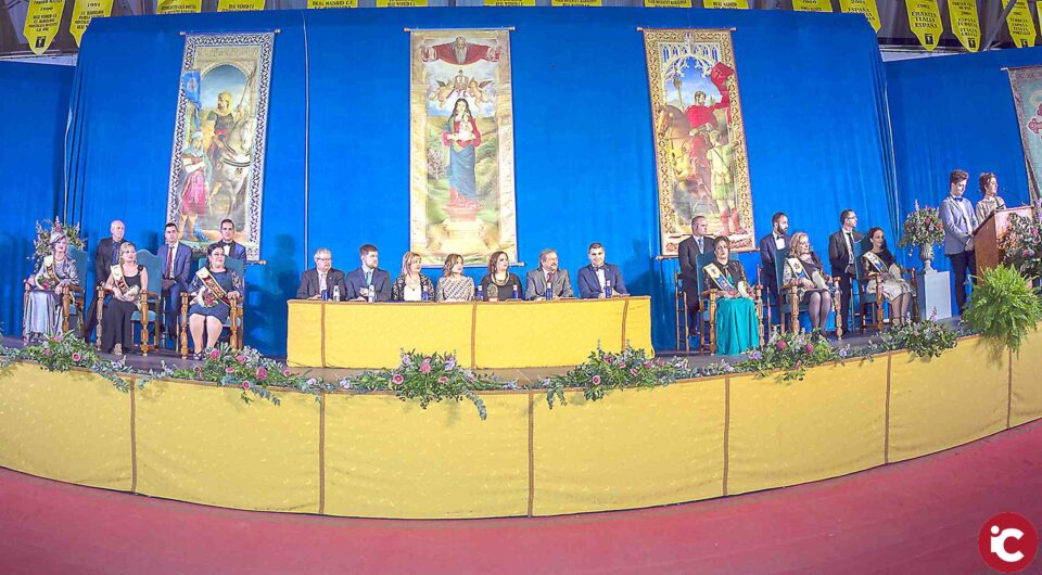 Entrevistes a totes les capitanies i directives de les Comparses Onil 2018