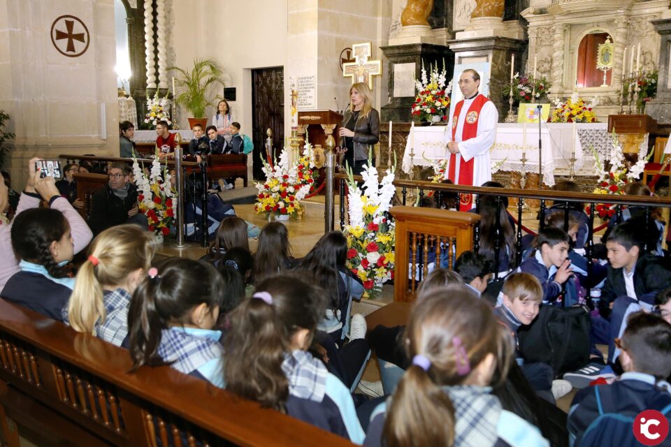 Alicante celebra la V Peregrina Escolar de Santa Faz con más de dos mil alumnos