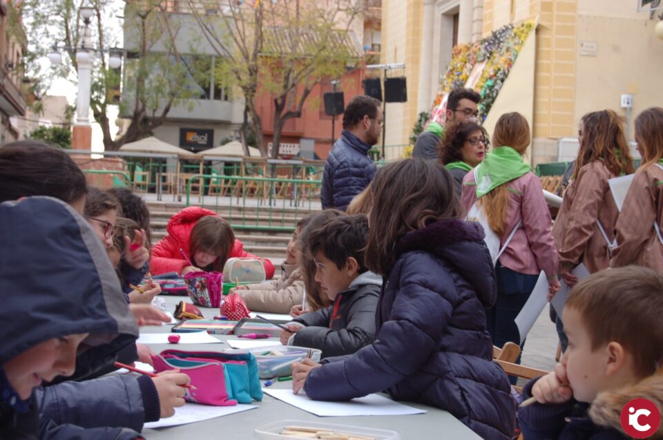 Regocijos populares en la Avenida de la Libertad