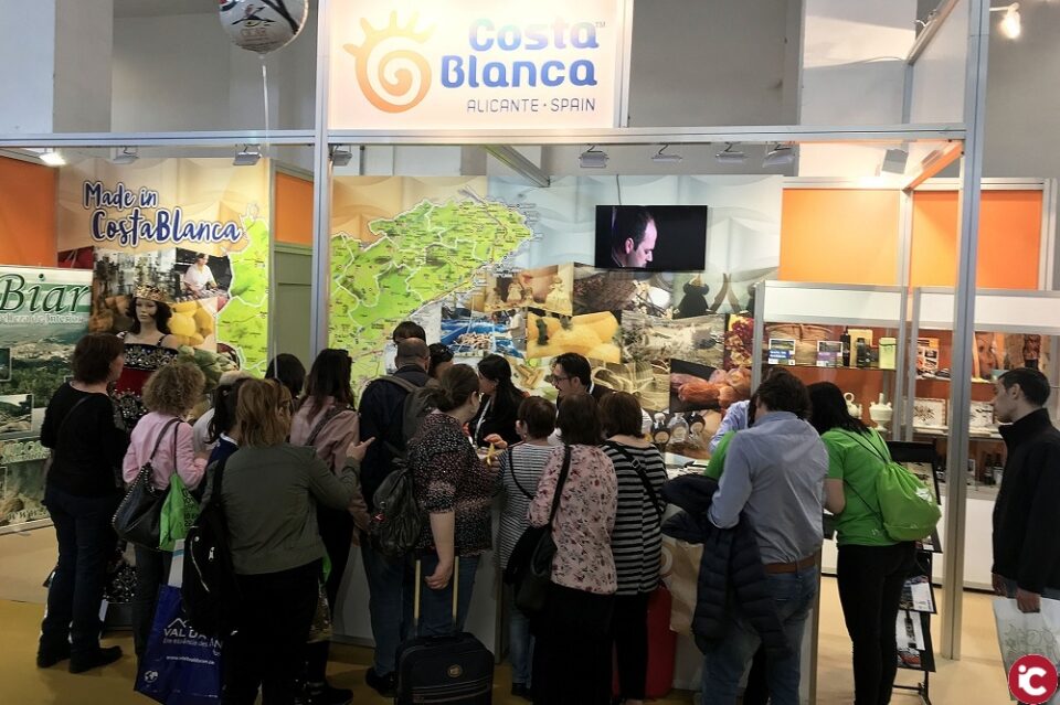 El Patronato de Turismo potencia la marca Made in Costa Blanca en la Feria de Turismo Industrial de Barcelona