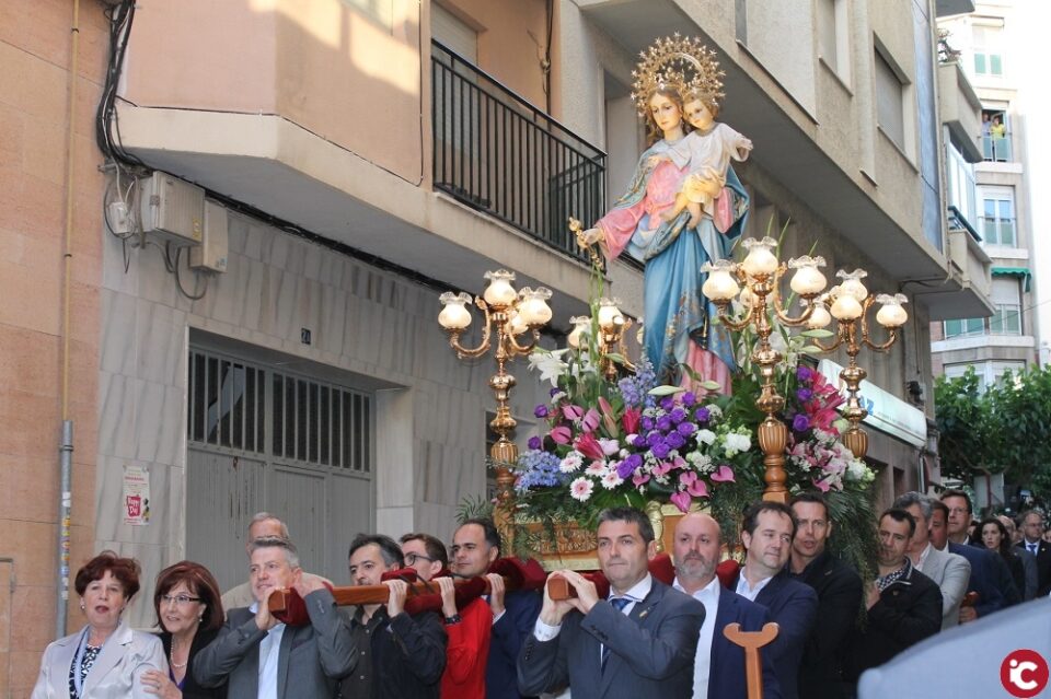 Los antiguos alumnos Salesianos participan activamente en la Romería del domingo al Santuario de las Virtudes