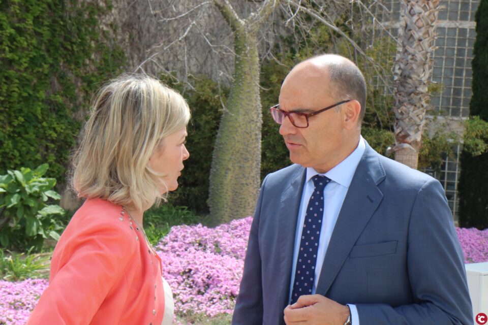 El rector de la UA i la consellera de Justícia acorden col·laborar en estudis en matèria de la violència sobre la dona des d'una perspectiva jurídica