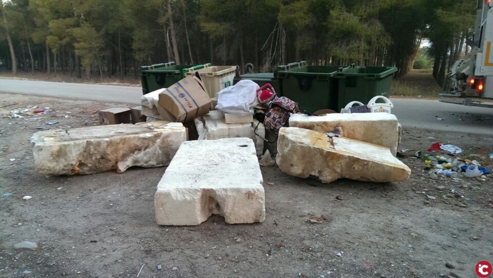 Basura en el paraje Casas de Menor