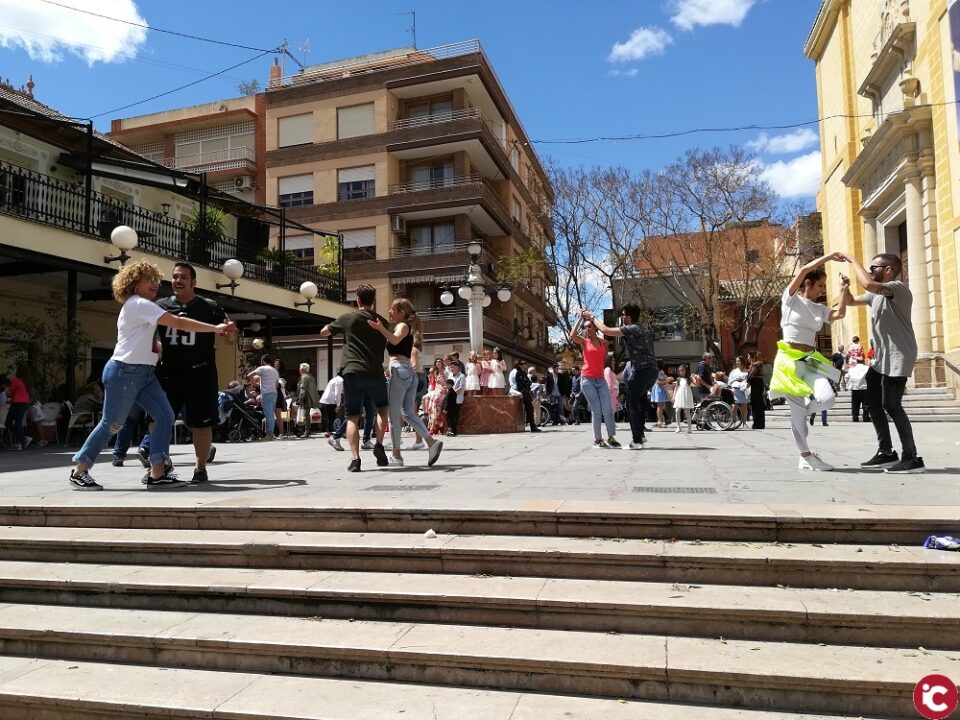 El baile protagoniza la edición de MinerArt al Carrer de abril