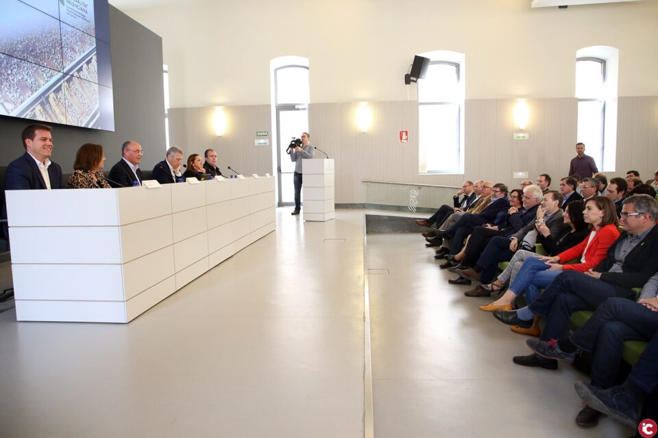 Manolo Gomicia assisteix a una reunió a Generalitat per a reivindicar a Foment que augmente el finançament de la xarxa de Rodalies.